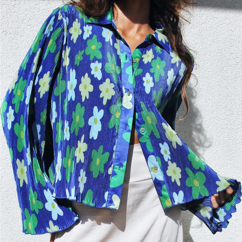 NWT • Target Sammy B • Adult Pleated Cropped Shirt
